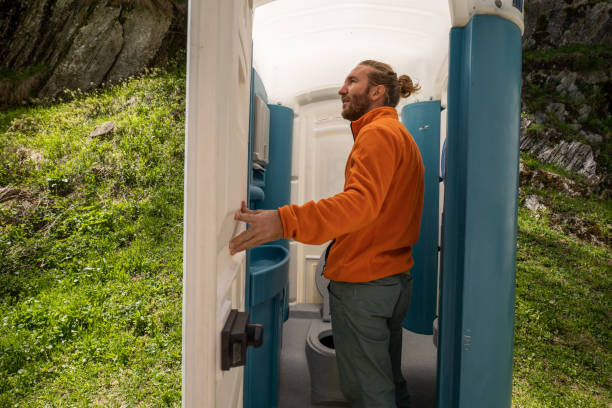 Best Porta potty delivery and setup  in Bay City, MI
